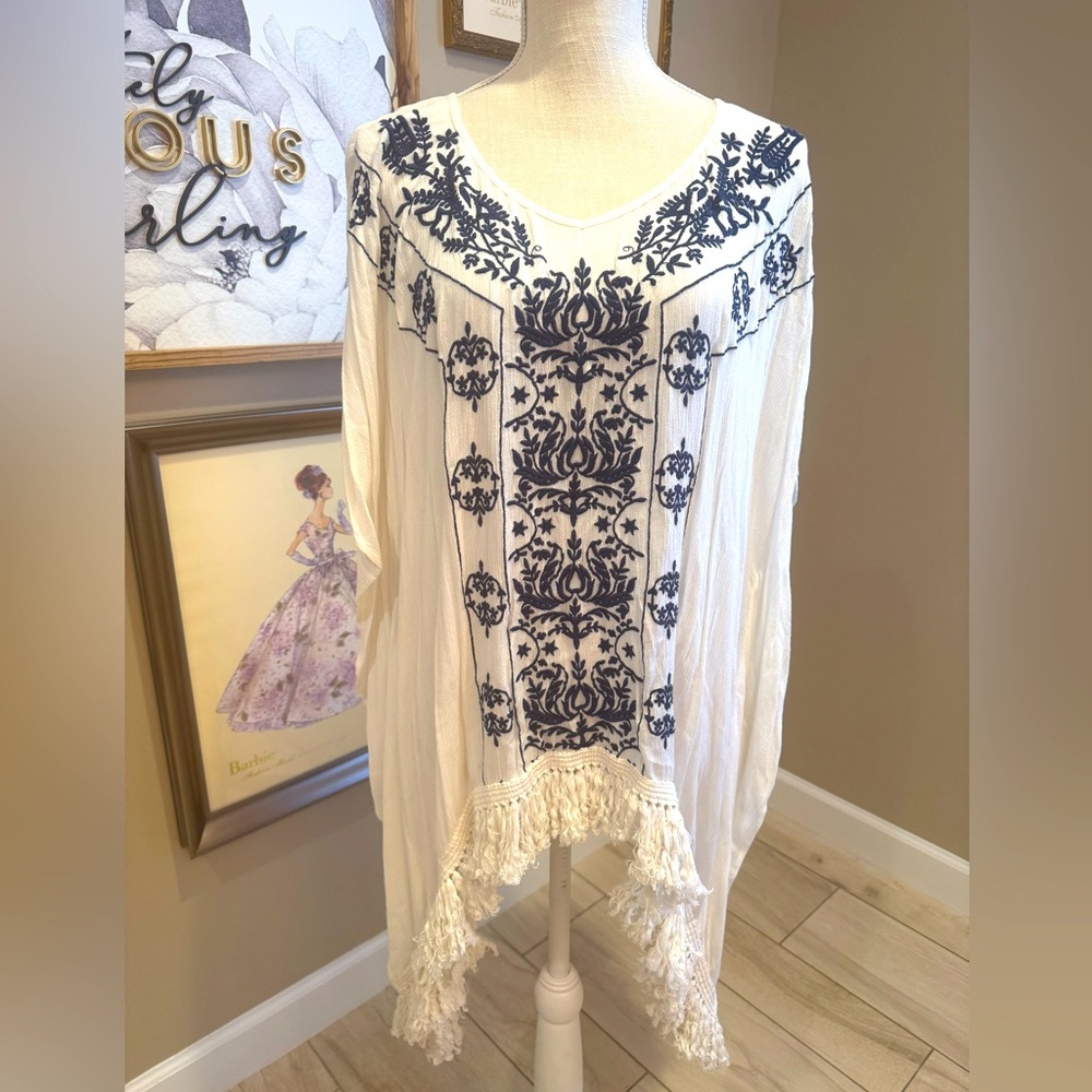 NWT! CHIP & PEPPER White Swim Cover Up